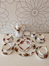 Royal Albert Teile Kaffeeservice Old Country Roses England /mit seltenen Stücken