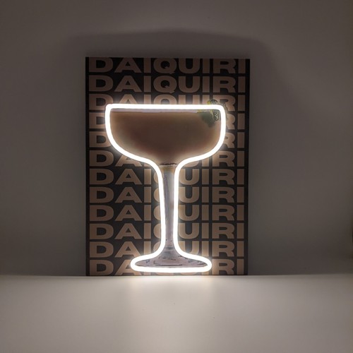 Led neon wandbild - neon, daiquiri