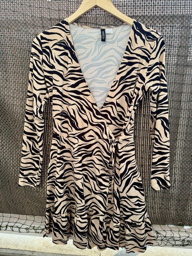 Wickelkleid zebra beige - h&m,