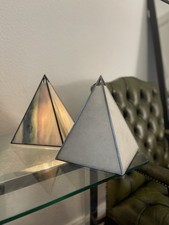 2x Pyramiden Lampen Art Deco Mid Century Heilpraktik Aromatherapie Tiffany