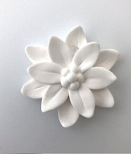 Duftstein Spirale ca ø5,5cm, Diskus mit glasiertem Boden ø 6,5cm, Seerose ø 7cm