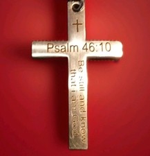 "Jesuskreuz Amulett" Edelstahl, mit Kette. Lasergravur: "Psalm 46:10" Neu!