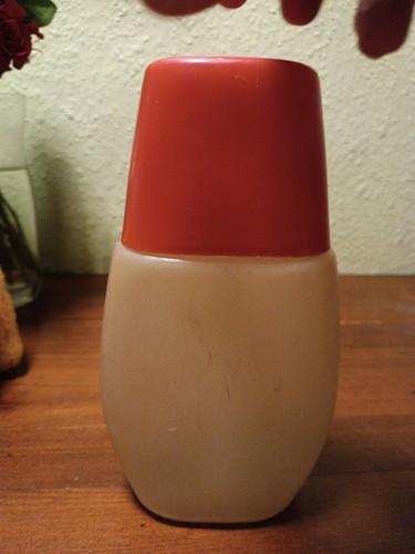Ddr trinkflasche aus plaste - trinkflasche,