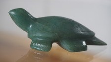 Schildkröte turtle aus grünem Halbedelstein Jade 134g