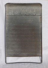 altes Waschbrett Walter Krauss D.R.G.M.  Rückseite mit Haken für Wanne - Rarität