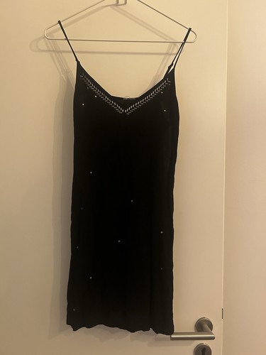 Süßes kleid steine nieten - steine,