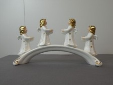 Kerzenhalter mit Engelfiguren