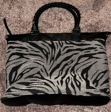 🔥Zebra Shopper Weekend