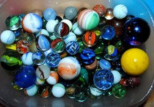 lot alte Glasmurmeln, Marbles, um 150 Stück, 0506