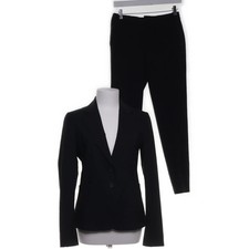 Strenesse Blue, Anzug