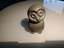 Metalleule mit abnehmbaren Kopf, Deko