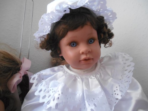 Wunderschöne puppe von - puppe,