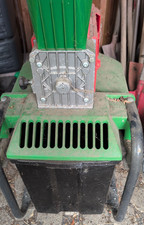 Gartenhäcksler Brill 2300 ESK, Sammelbox 64 Liter, Walze