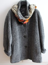 attraktiver Kurzmantel der