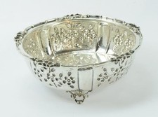 Anbietschale mit Blumendekor