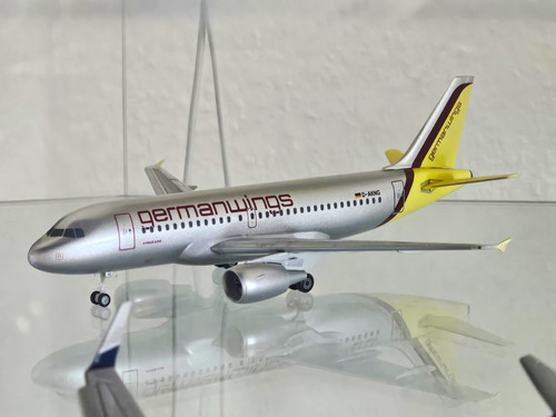 Herpa wings 200 - wings, 1:200