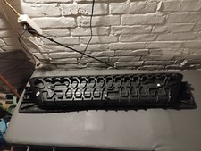 Seiten Schweller von T5 ,2006 . Seiten Schweller unter der Schiebetür rechts.