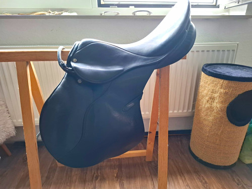Saphir dressursattel zoll - 17,