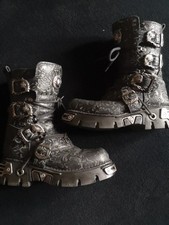 New Rock Geprägtes Leder, Skulls Schuhe Gr: 42 Top Zustand 