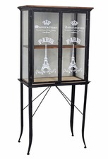 Glasvitrine Loft Studio