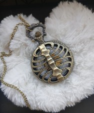 Vintage Taschenuhr Gothic