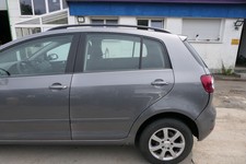 VW Golf Plus 5M Tür hinten links grau LA7T - mit Rahmen