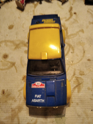 Burago fiat 131 - 1/24,