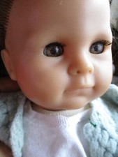 Babypuppe lebensecht   Maße :40  x  30  x  12cm   Marke:  Maxx App
