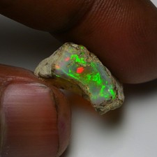 Weißer Opal grob 7,45 kt