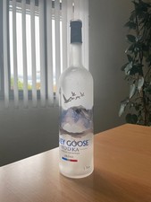Grey goose vodka leere - grey,