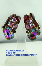 STATEMENT OHRCLIPSE VON SCHIAPARELLI , USA 1935-40 SERIES "SHOCKING PINK"