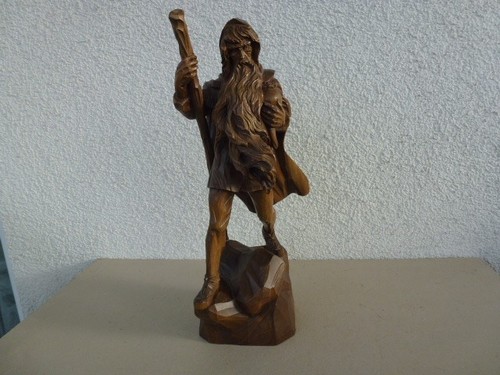 Geschnitzte holzfigur - geschnitzte,