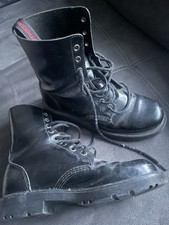 Boots underground - ++,