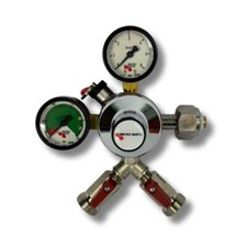 CO2-Druckminderer doppelt 3bar