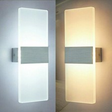 Modern LED Wandlampe