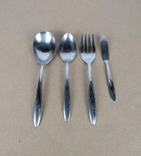 Vintage International Deluxe