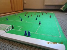 Kick-Top "Das packende Tisch-Fußballspiel", sehr kompliziert zu spielen