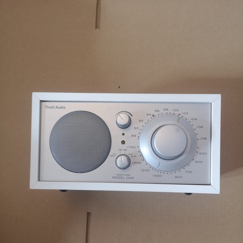 Tivoli audio radio model - -,