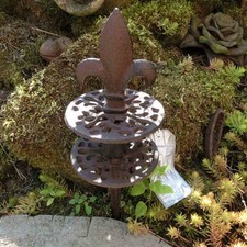 Gartenschlauchführung Lilie schlicht Gusseisen Garten Pflanzenschutz 1/3 TG112