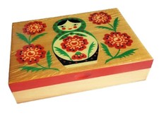 Holzkästchen, Holzbox für Spielkarten, Motiv Matroschka		