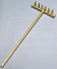 (€ 1,20/VKE) Miniaturen: Gartengeräte Größe ca. 10 cm