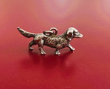 Anhänger Langhaar-Dackel, 935er Silber, 3,6 cm lang, 1,5 cm hoch, 10 gr