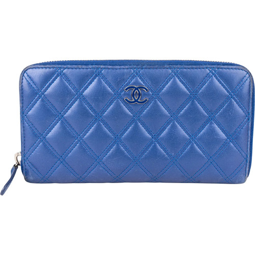 Chanel quilted lambskin - lambskin, cc
