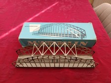 Märklin Bogenbrücke 7163 aus