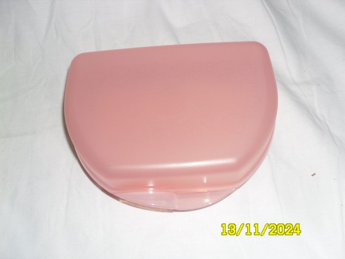 Tupperware snacky box - snacky,
