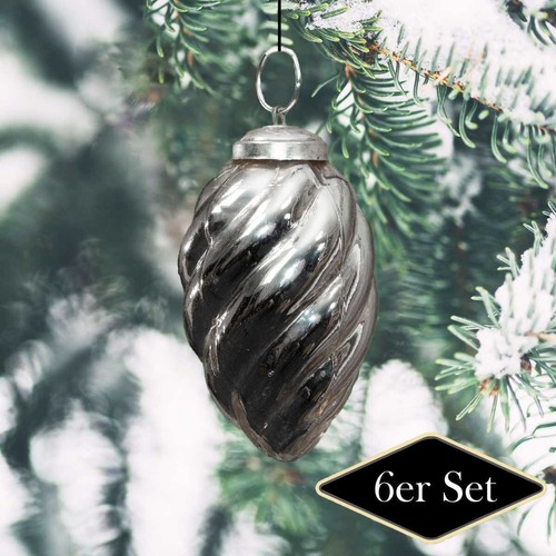 Christbaumkugeln - , in