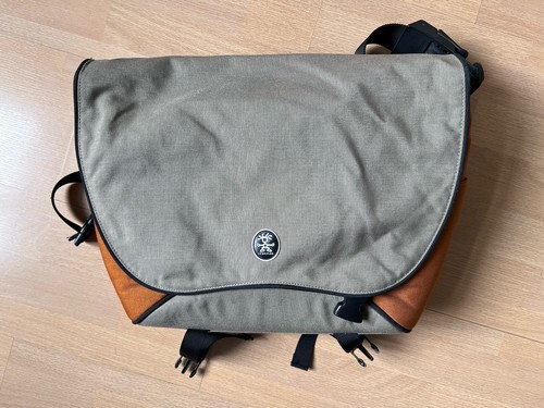 Crumpler messenger bag - crumpler,