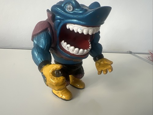 Ocean warriors - (street, shark)