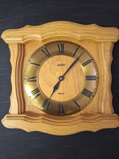 Wanduhr ZentRa Holz 