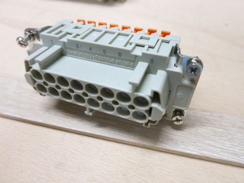 Industriesteckverbinder